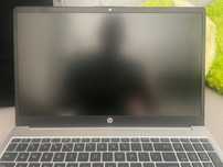 Sprzedam laptopa stan idealny