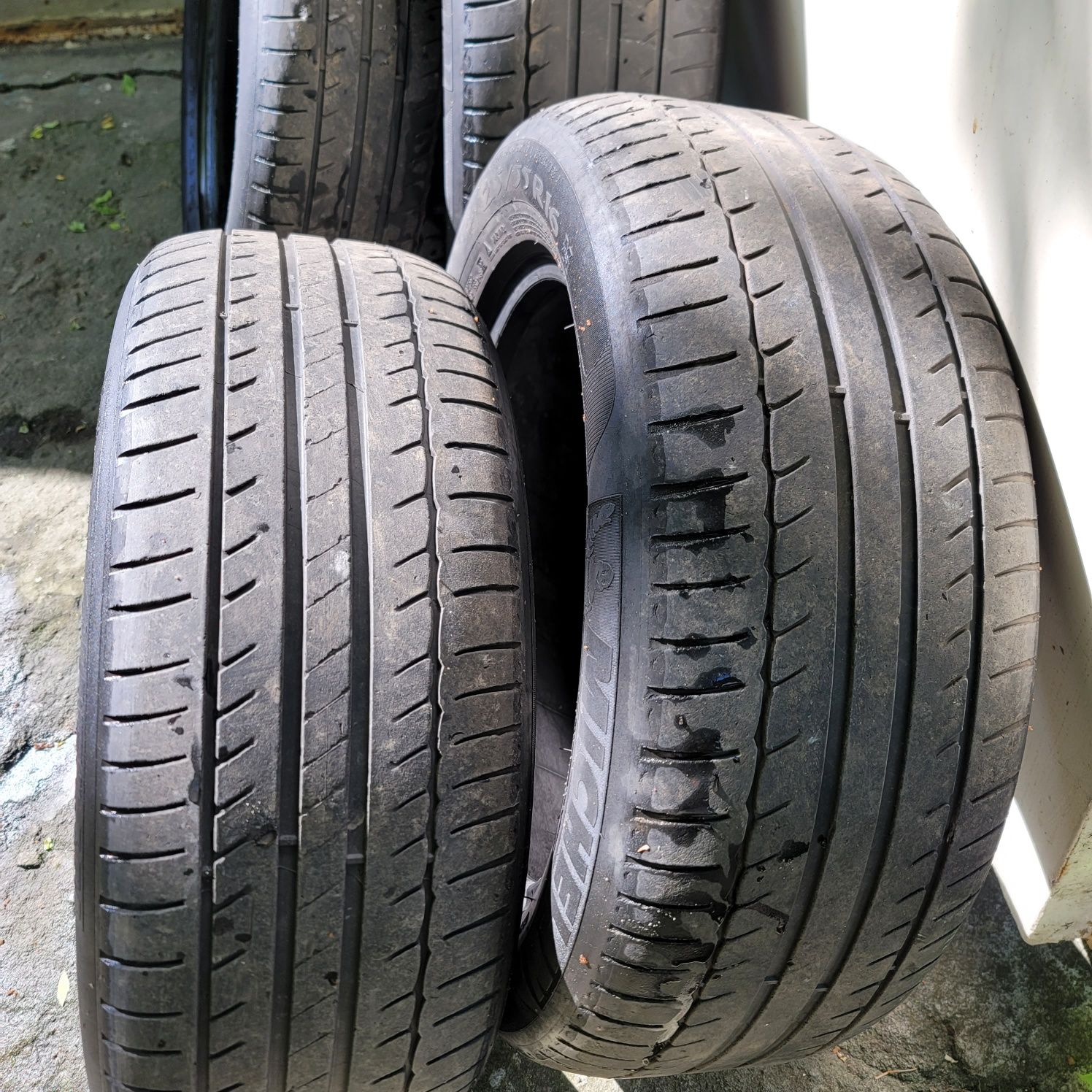 Шини MICHELIN Primacy HP 215/55R16 97W