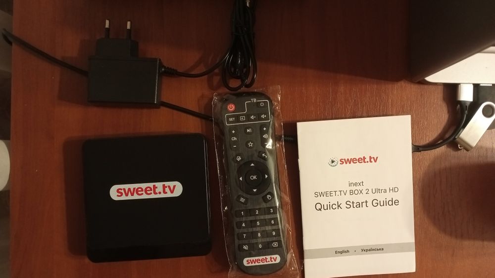 Смарт ТВ-приставка SWEET.TV BOX 2 Ultra HD
