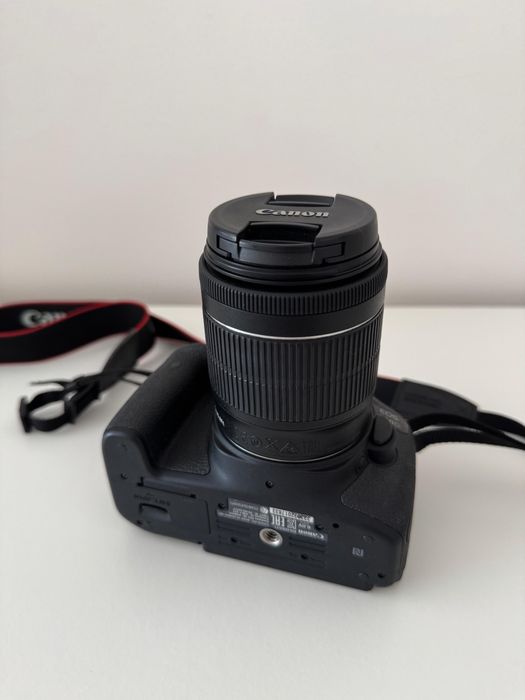 Canon EOS 750D como nova