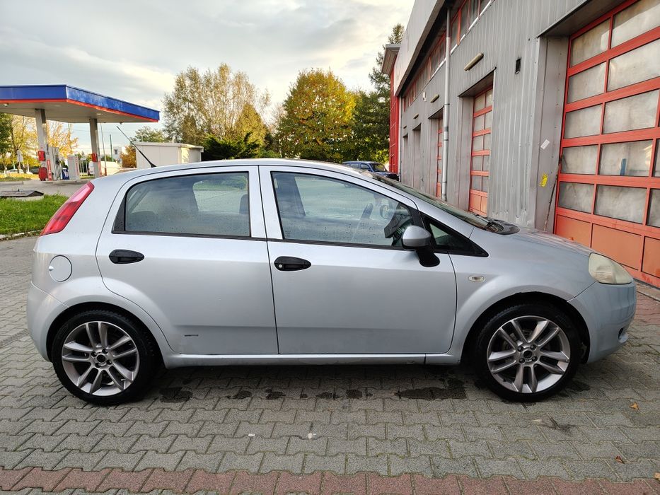 Koła Felgi Aluminiowe + opony 215/45 R17 Fiat Grande Punto, Opel Corsa