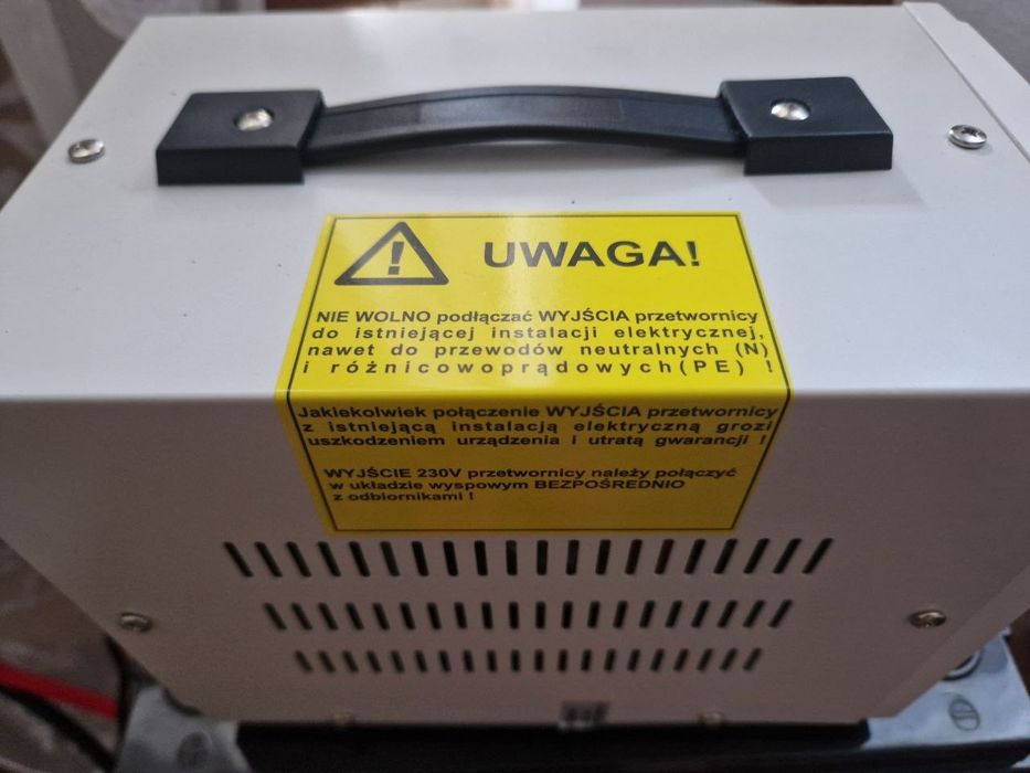 Джерело безперебійного живлення Volt Polska SINUS PRO 800 E 12V/230V
