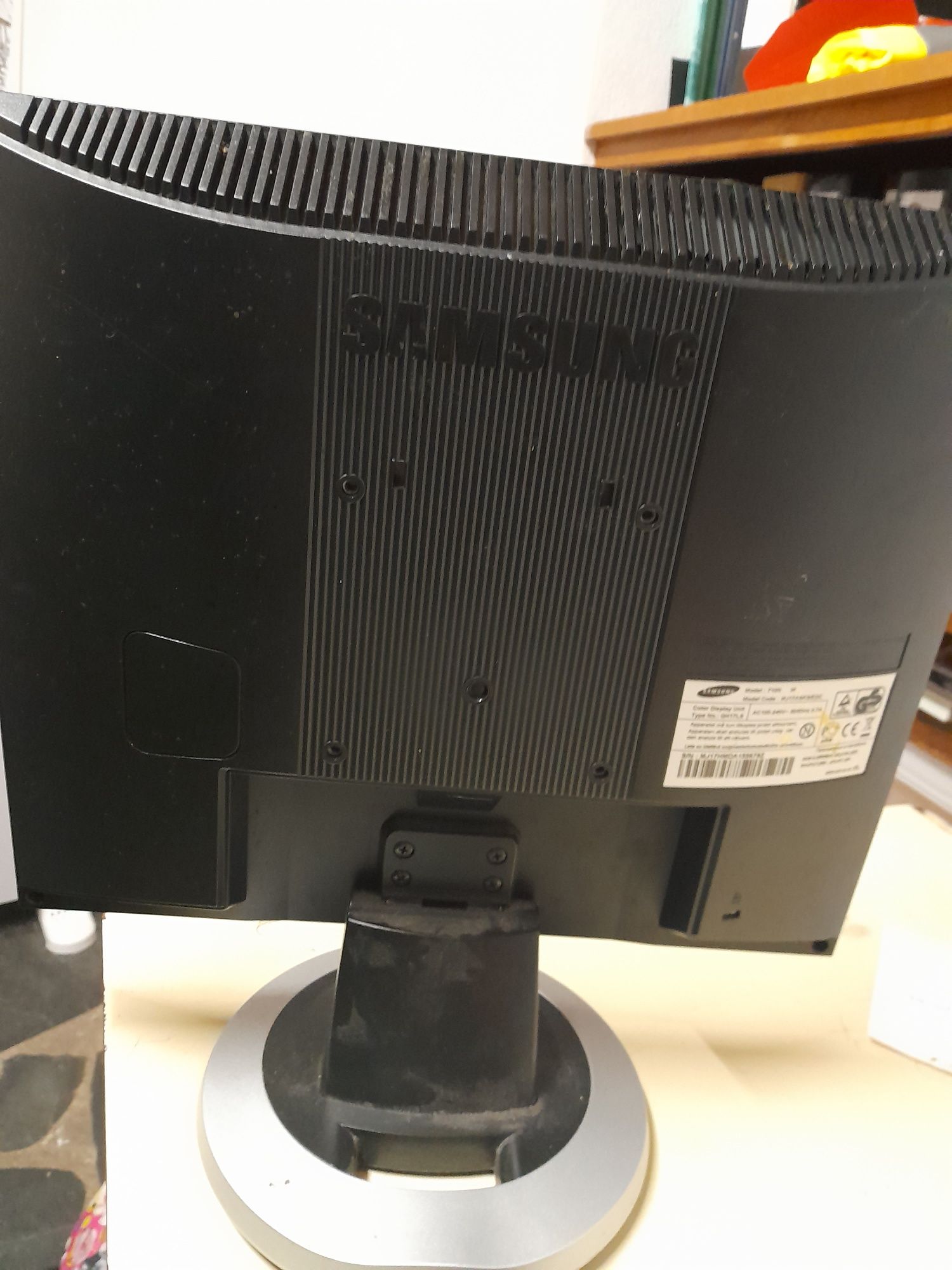 Monitor Samsung em bom estado
