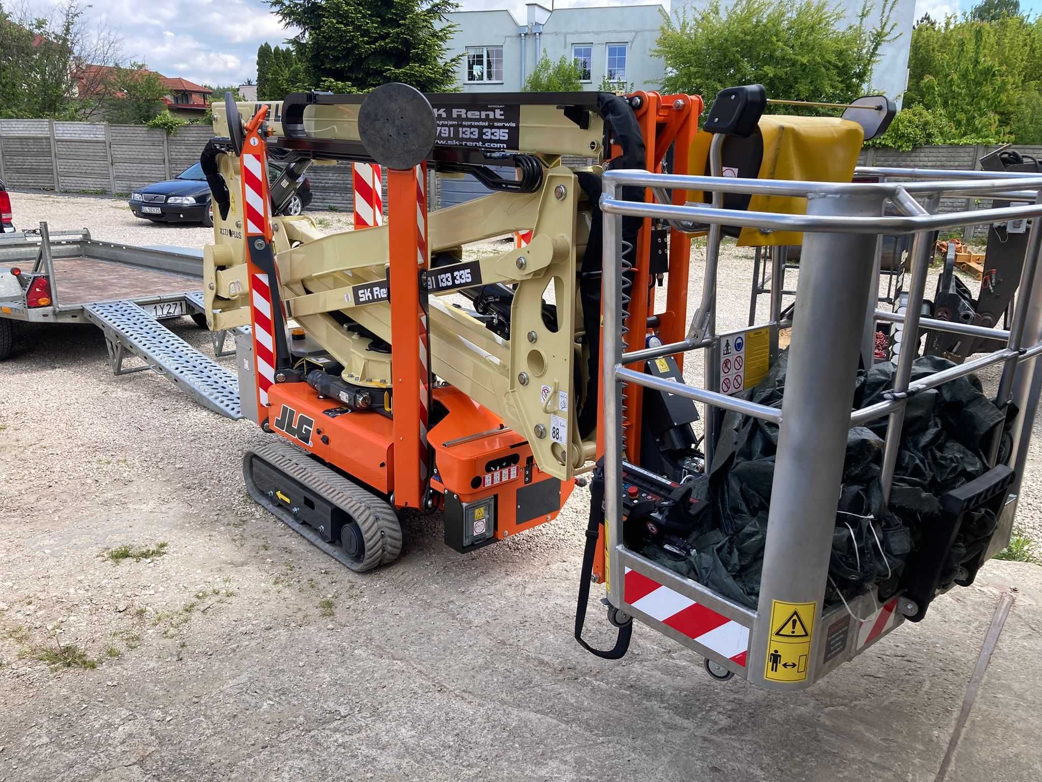 JLG X17JPLUS Podest ruchomy gąsienicowy typu pająk 17,06M 2300kg wagi