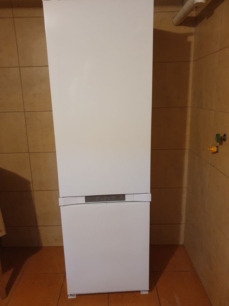 Lodowko zamrażarka whirlpool