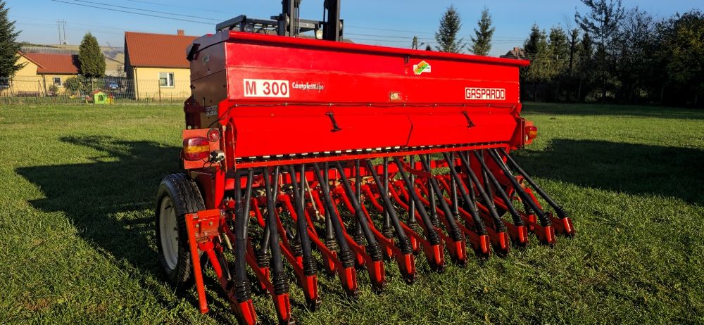 Sprzedam siewnik Maschio gaspardo complettline m300 z niemiec komputer