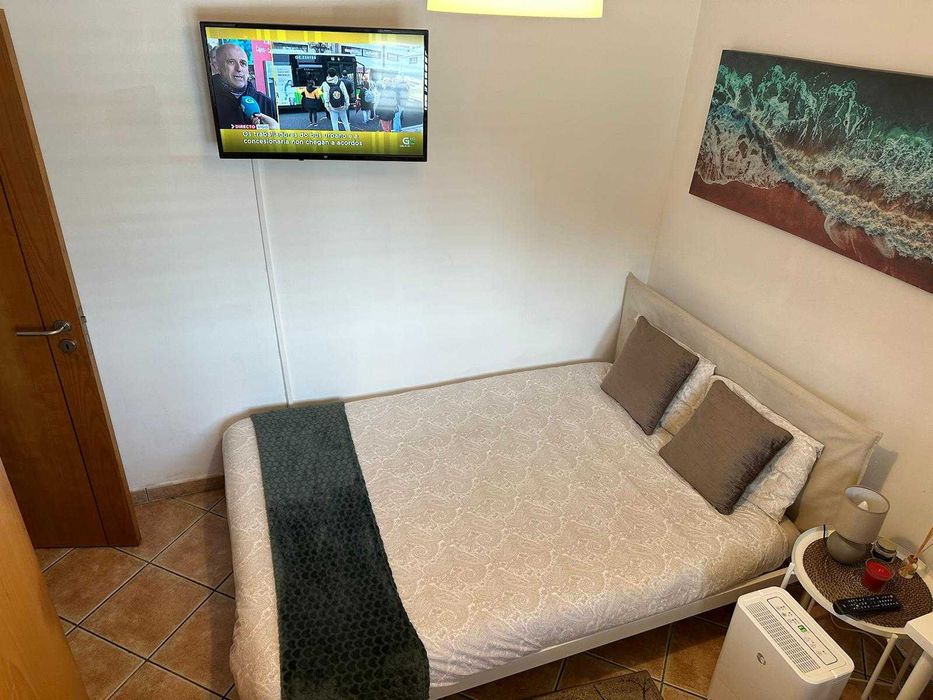 Quarto p/ CASAL ( ou 2 px ) Região Cascais | Despesas incluídas