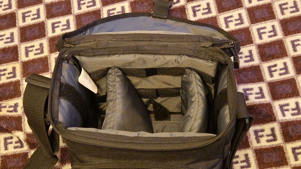 Продам чехол для фотоаппарата зеркального 800 грн