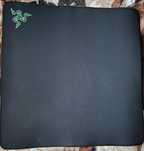 Podkladka Razer Gigantus