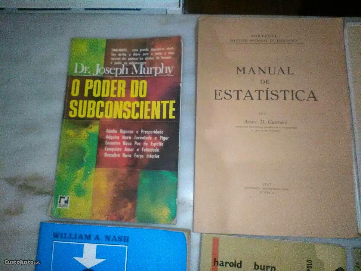 Conjunto de 11 Livros Diversos