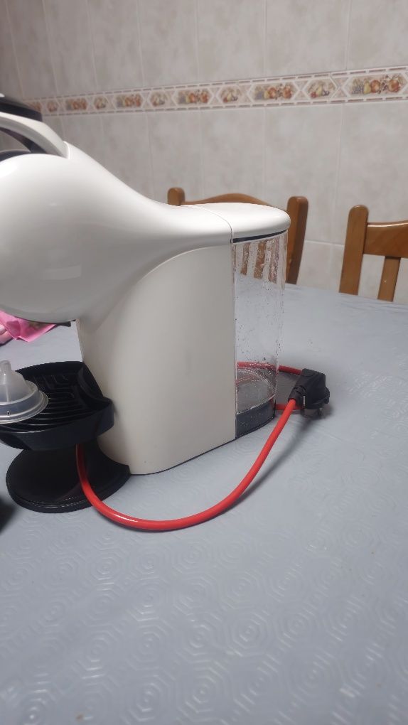 Vendo máquina cafe Dolce Gusto
