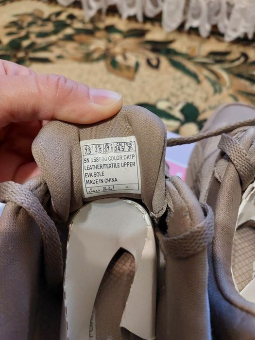 Жіночі кросівки Skechers 37.5 сіро-коричневий 158590 DKTP