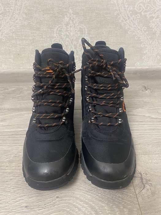 Ботинки, сапоги, черевики, трекингові ботинки