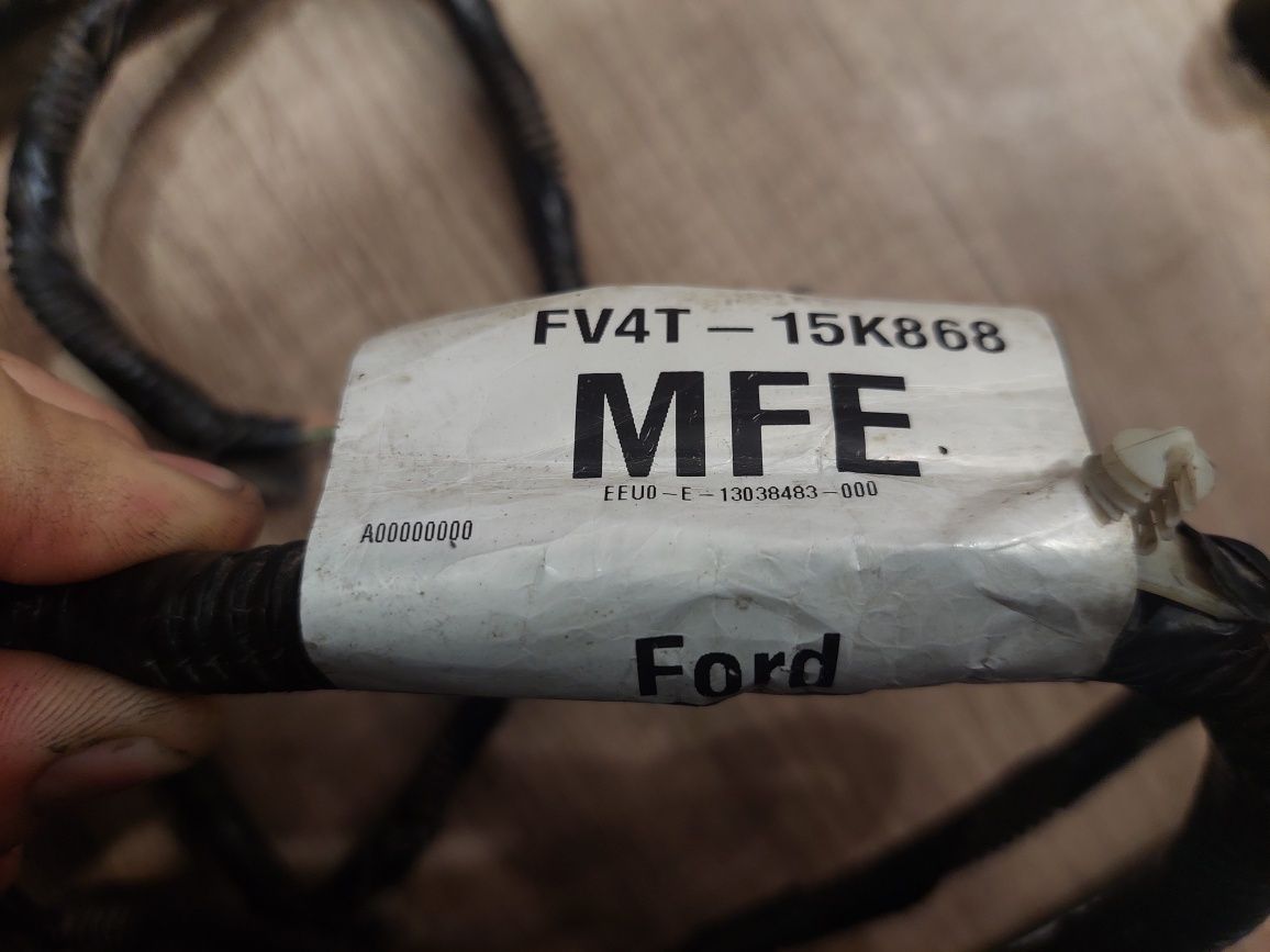Проводка  в задний бампер ОРИГИНАЛ Ford Escape Kuga Ескейп 2012год