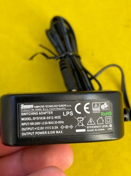 premiumcord uniwersalny zasilacz 230v/12v/1,5a dc