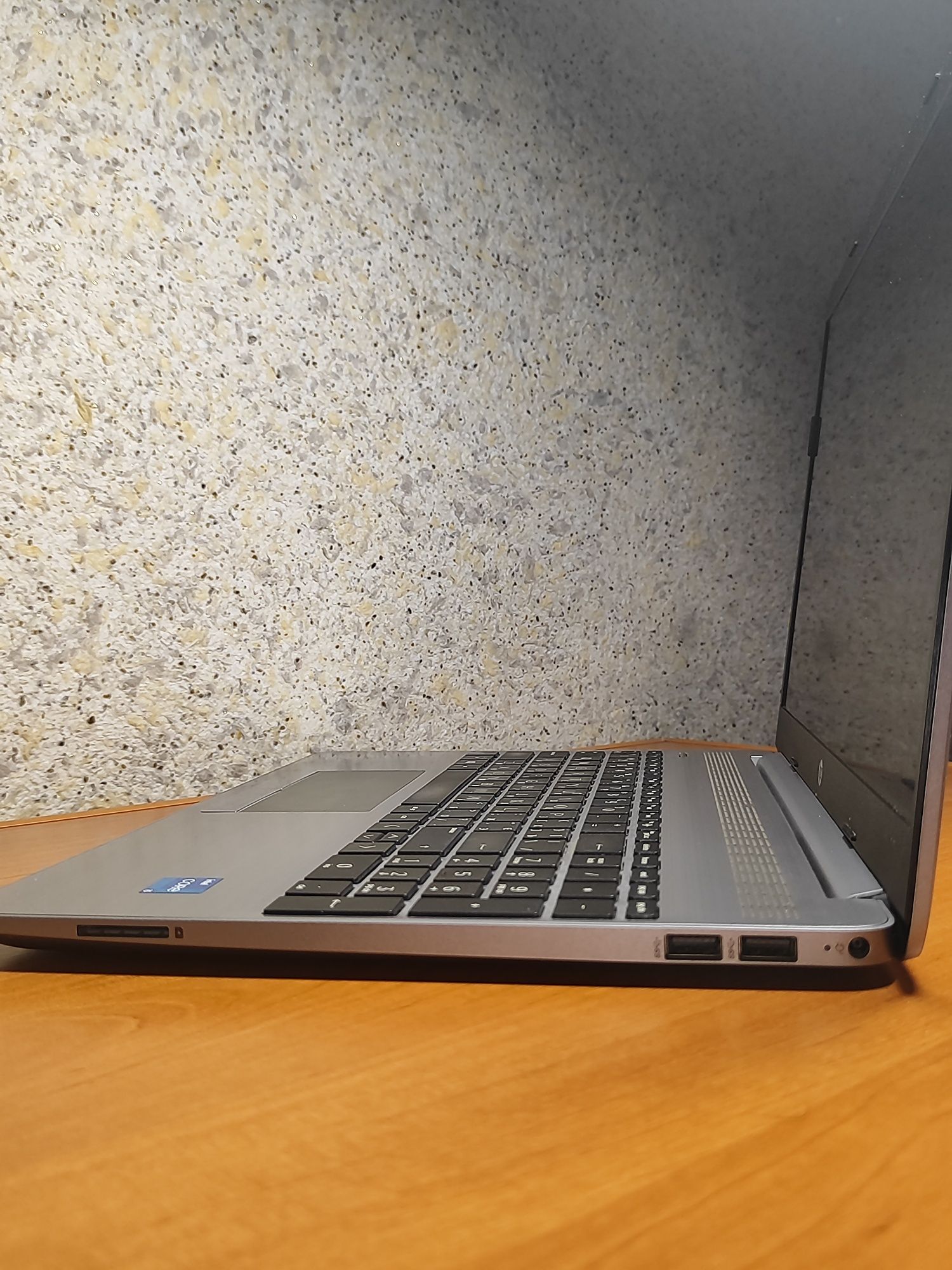 Ноутбук HP 250 G8 Intel i5 11gen 8GB SSD 256GB