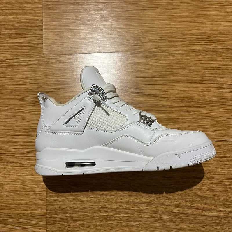 Jordan 4 Retro Metallic Gold EU.46