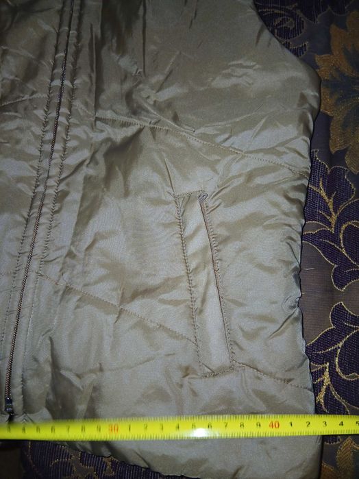 Жилетка Max&Co розмір італ.40, на S, наш 42-44, без дефектів, перешлю