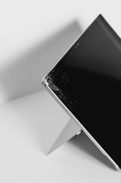 WorldTel Serwis Profesjonalna Naprawa Smartfonów, Laptopów i Tabletów!