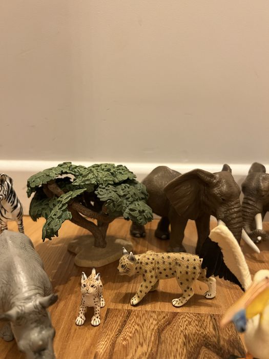 Schleich zestaw z drzewem