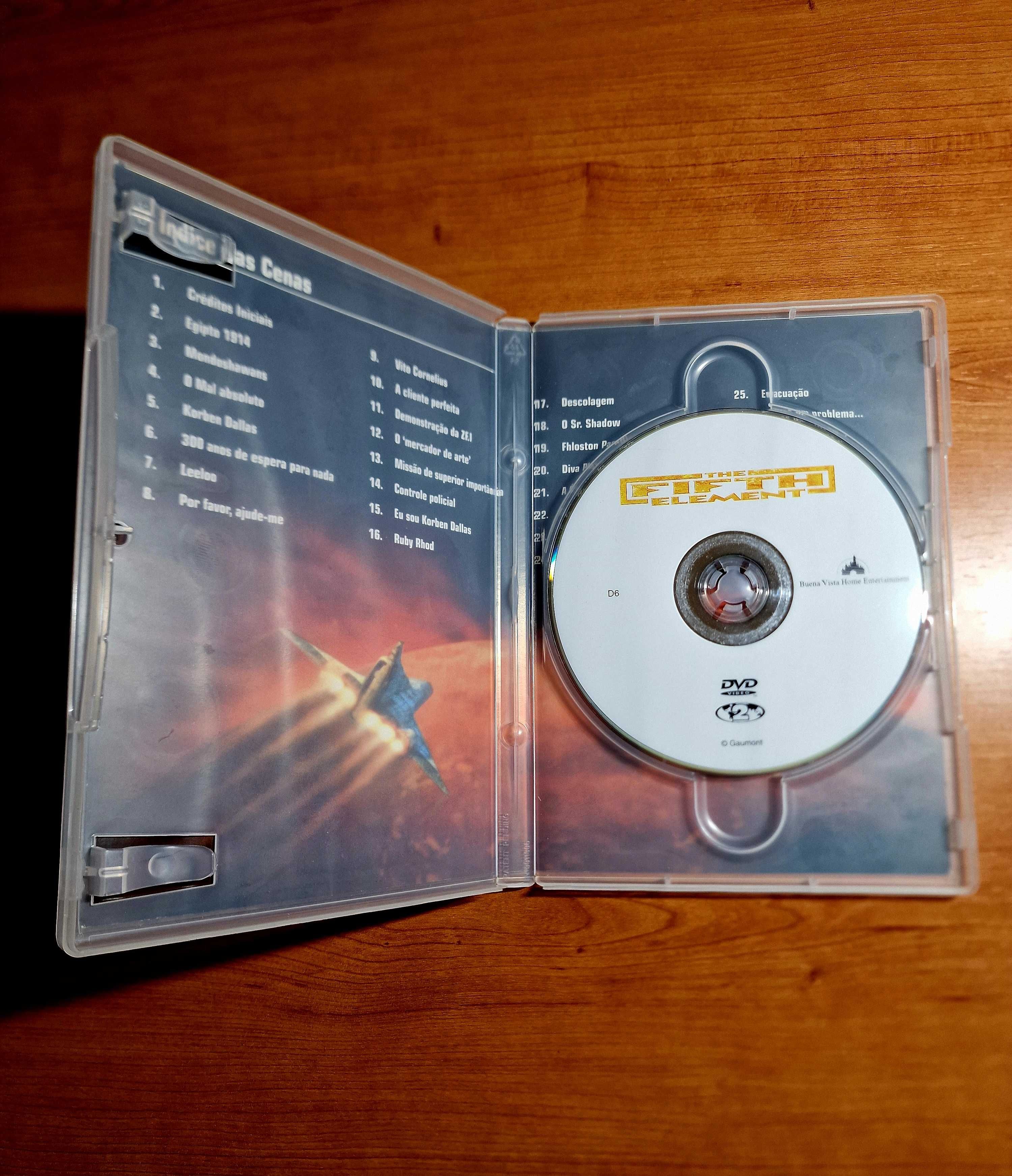 O 5º ELEMENTO (Luc Besson) Bruce Willis/Milla Jovovich/Gary Oldman