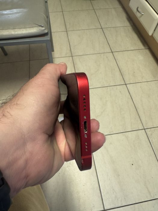 Apple Iphone 13 - 128gb (RED)