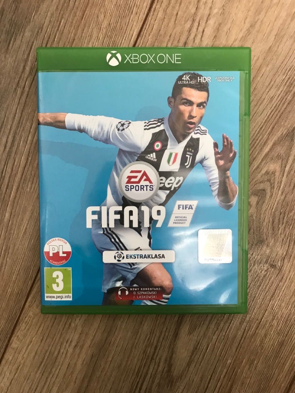 Fifa 19 (język polski), XBOX ONE X