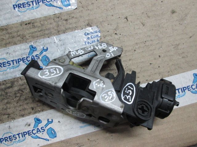 Fecho A1687201935 MERCEDES W168 CLASS A 2001 FE VACUO