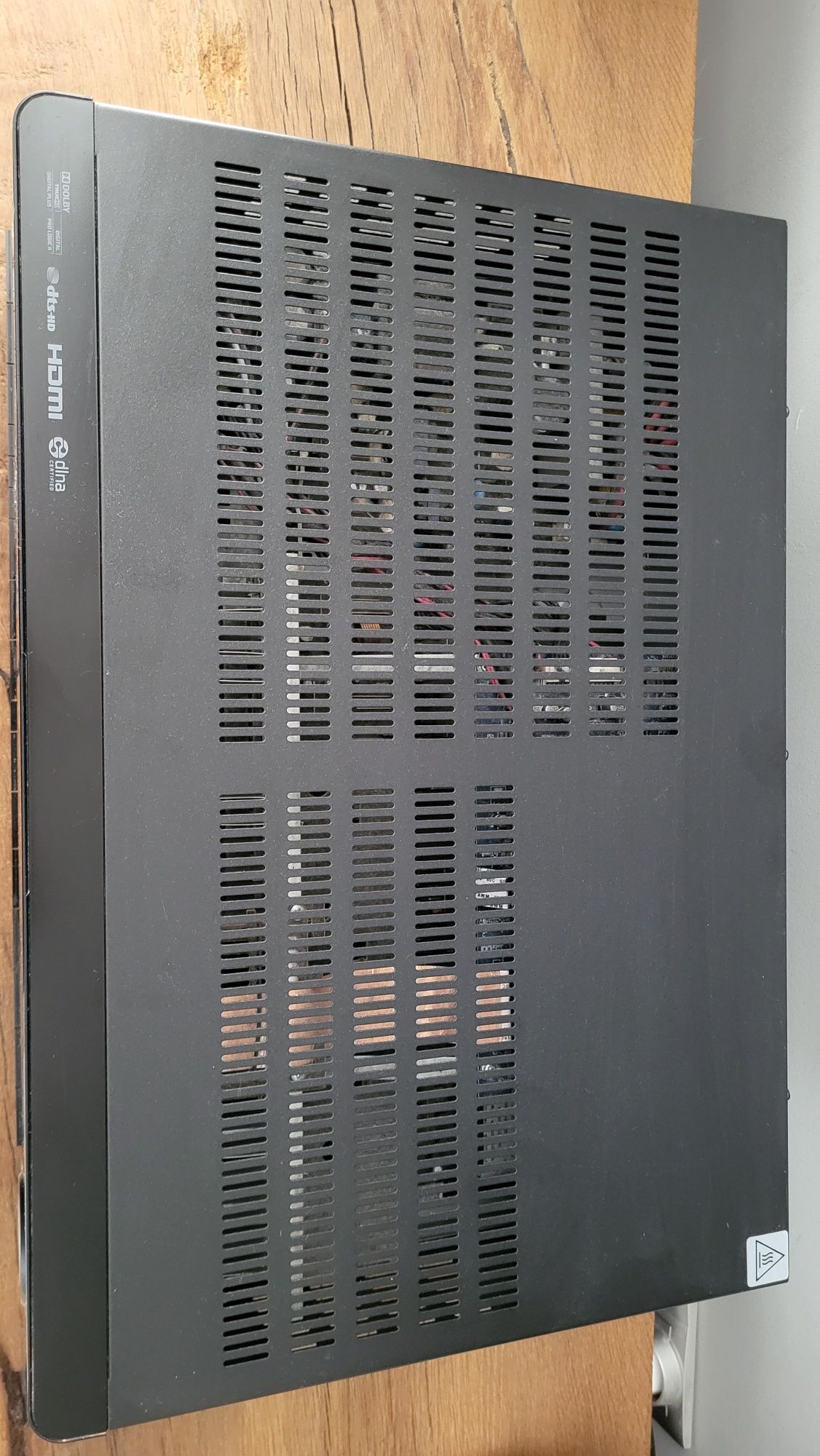 Amplituner 5.1  Harman Kardon AVR 151 hdmi
