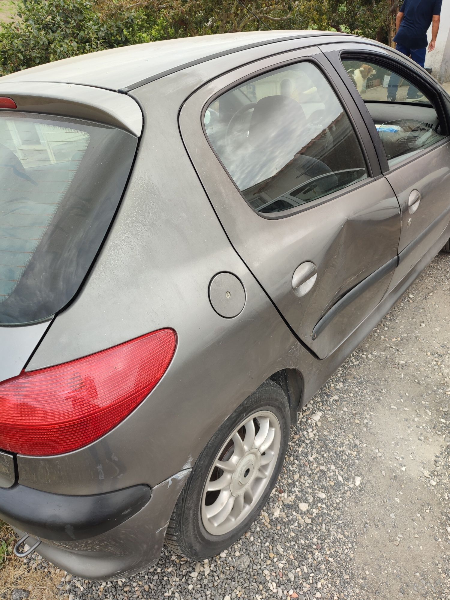 Peugeot 206  1.1