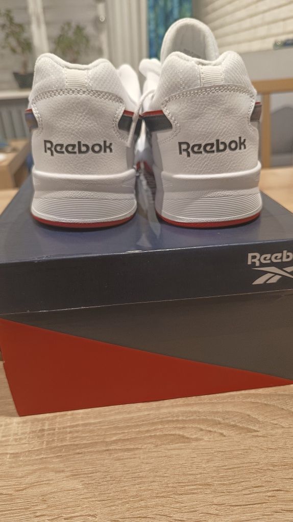 Buty męskie Reebok roz 45 nowe.