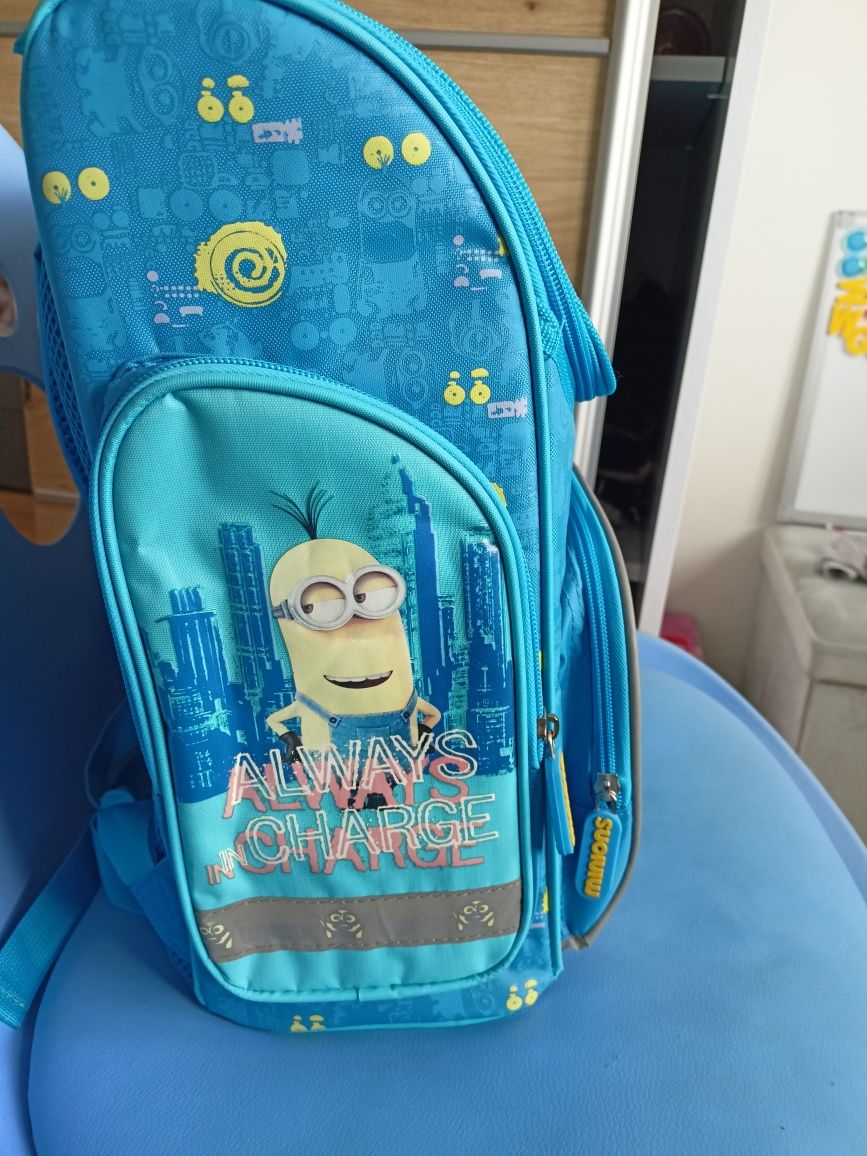 Nowy tornister minionki plecak