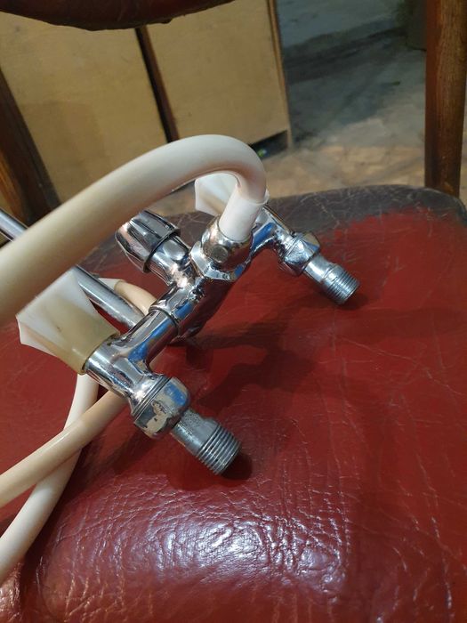 Змішувач настінний з душом (латуний) в-во Суми (Україна)