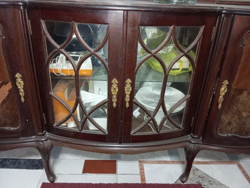 Móvel de sala antigo - para restauro