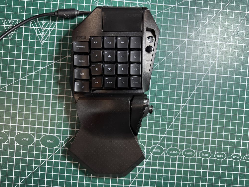 Manipulator do gier na PC, PS3 i PS4. HORI