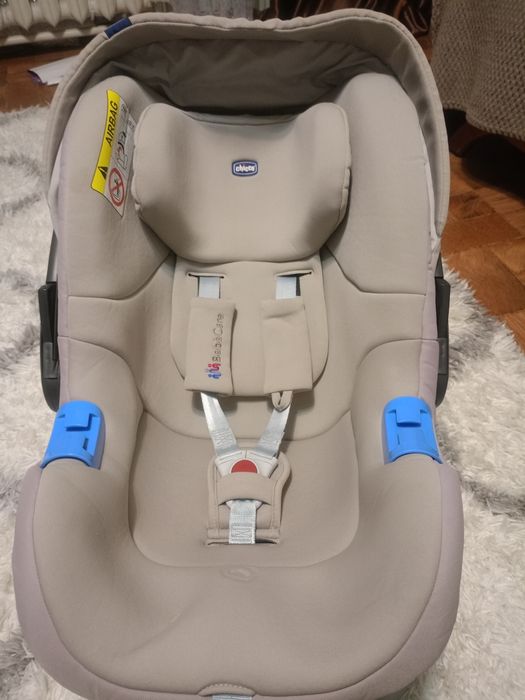 Дитяче автокрісла з 0-12 місяців