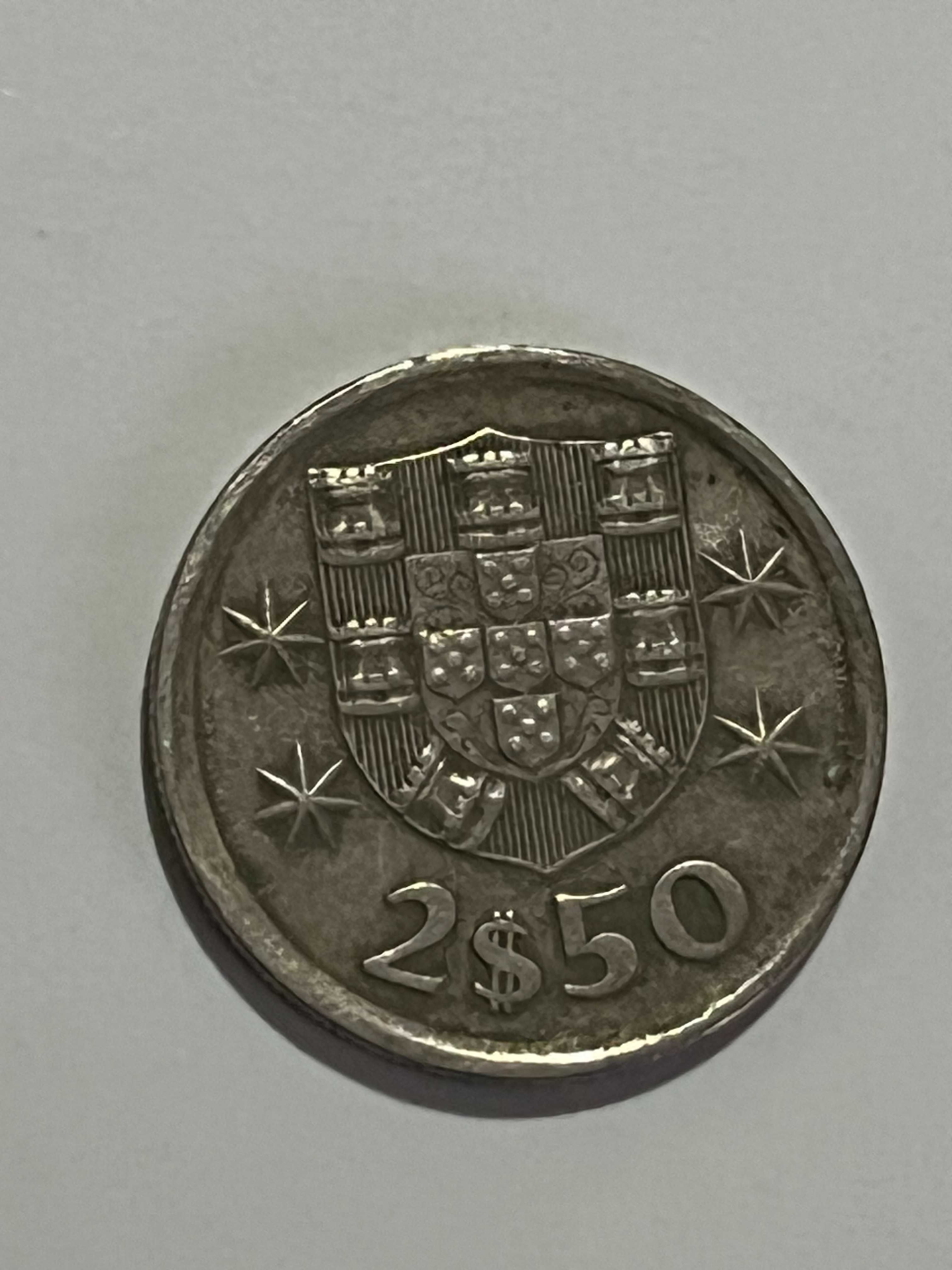 Moedas de escudo