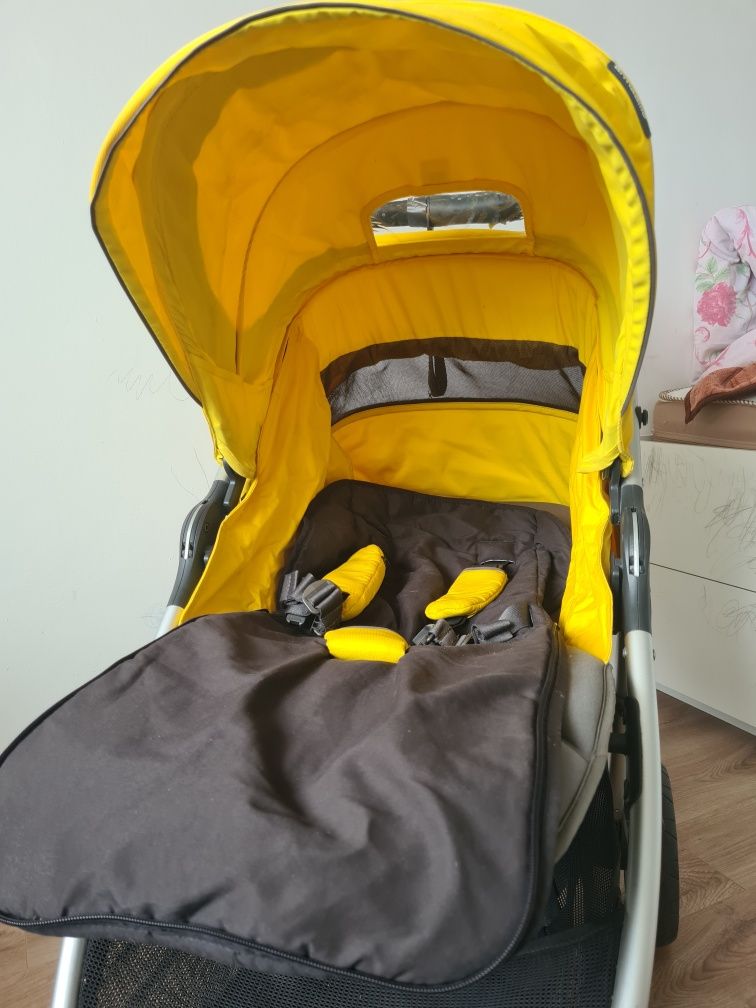 Класна коляска mamas&Papas Armadillo xt