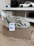 Adidas Yeezy Foam Runner GV6840 (Stone Sage) 42 - Новий Оригінал