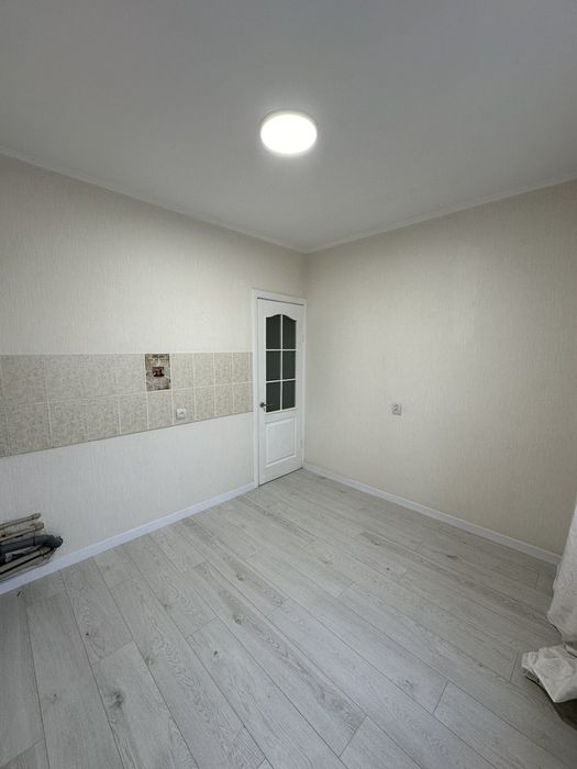 2- кімнатна квартира з ремонтом і лічильником на тепло!