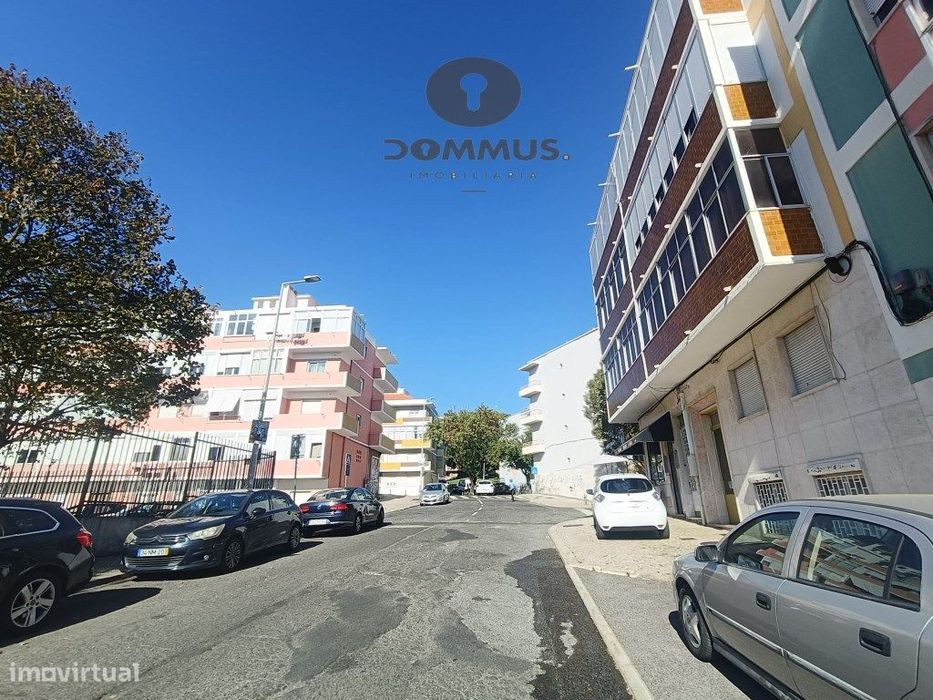 Apartamento T3 na Damaia totalmente Remodelado