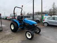 New Holland TC  NEW HOLLAND TC27D 4x4 Ciągnik Traktor Sadowniczy Ursus MF Zetor ISEKI