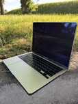 Продам MacBook pro, m1, 8GB, 250GB