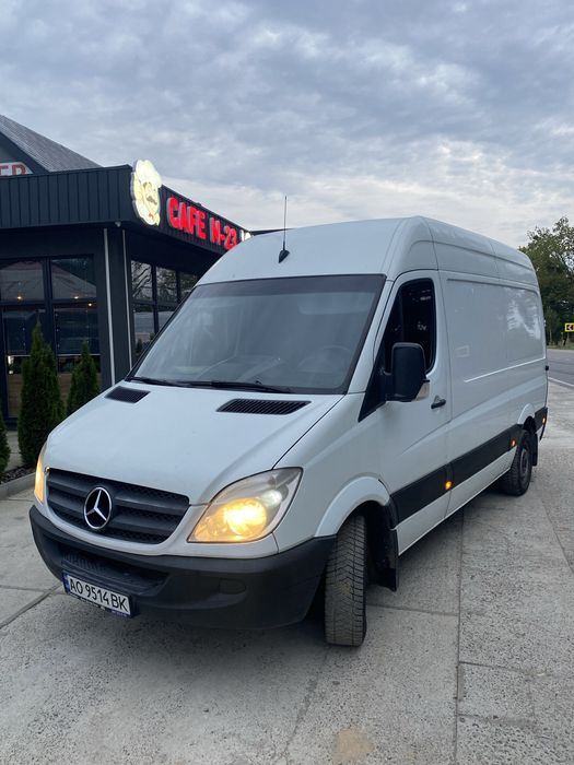 Продам Sprinter 906
