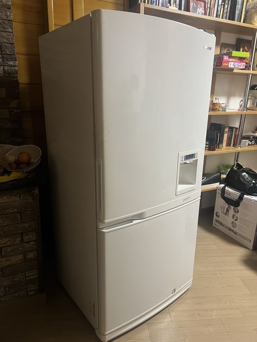 Холодильник Samsung SR-L629EV (робочий) 82 × 179 × 72 см