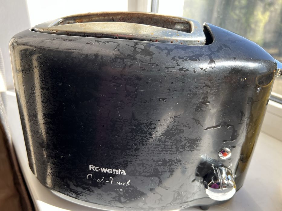 Тостер Rowenta 800w рабочий целый с подставкой для булочек