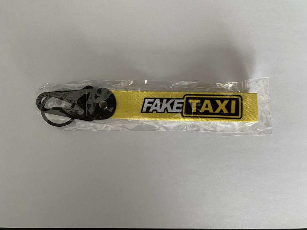 Smycz brelok do kluczy FakeTaxi