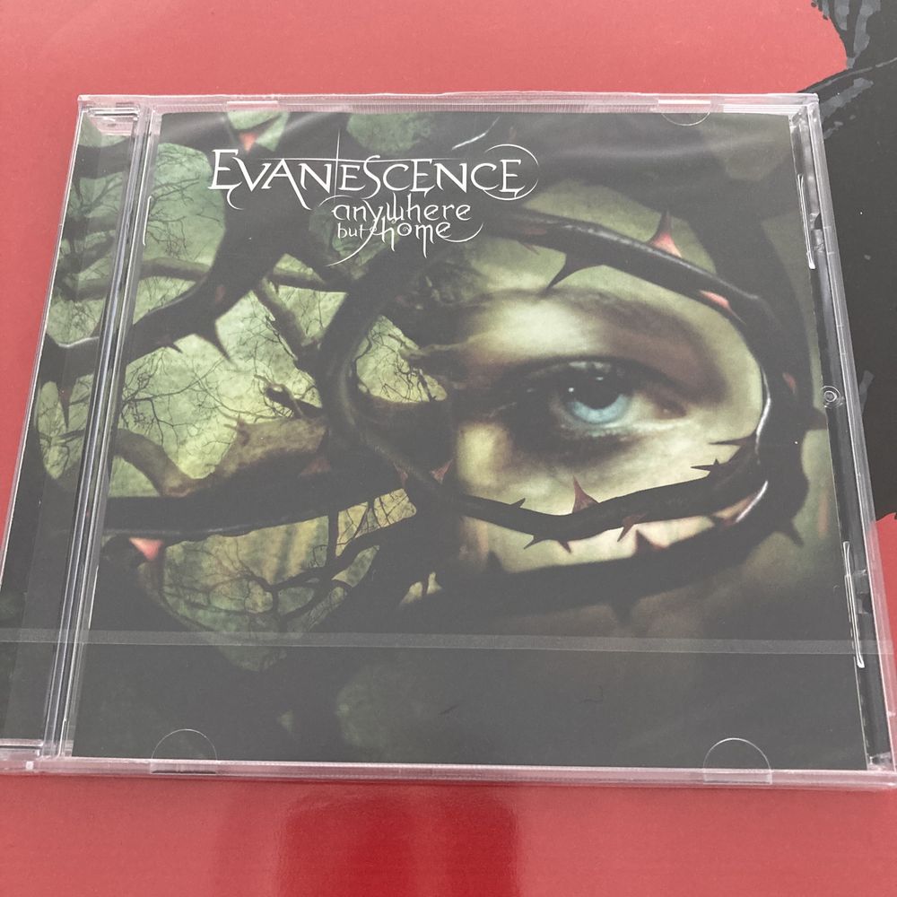 CDs Rock e Metal originais selados - Evanescence, Black Sabbath, Creed