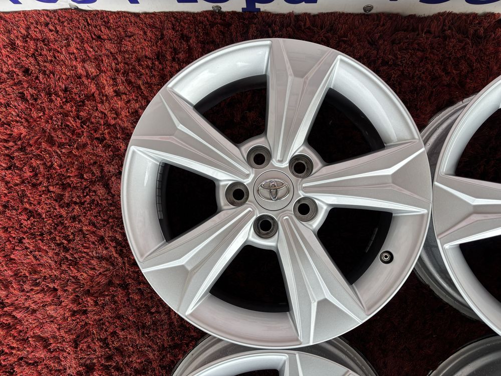 Original Toyota Avensis Camry Corolla Rav4 R17 5x114,3