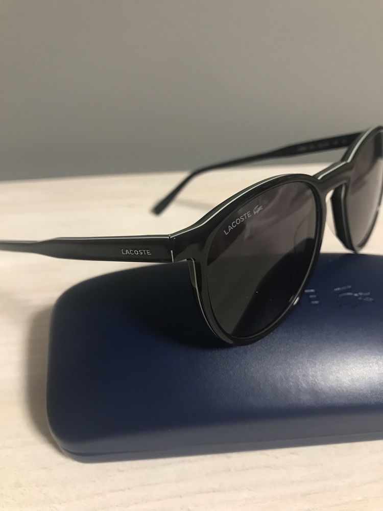Продам сонцезахисні окуляри Lacoste